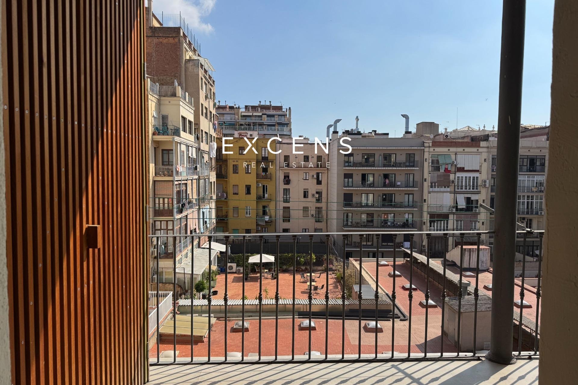 Alquiler larga estancia - Piso - Barcelona - Eixample