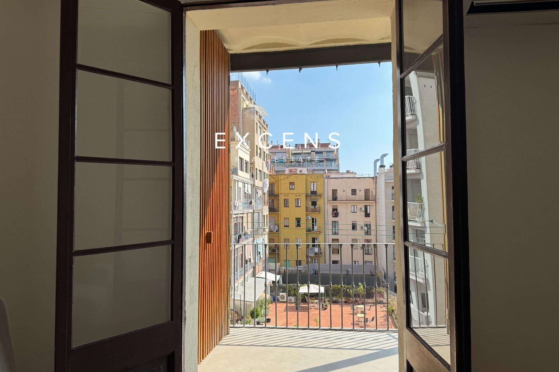 Alquiler larga estancia - Piso - Barcelona - Eixample