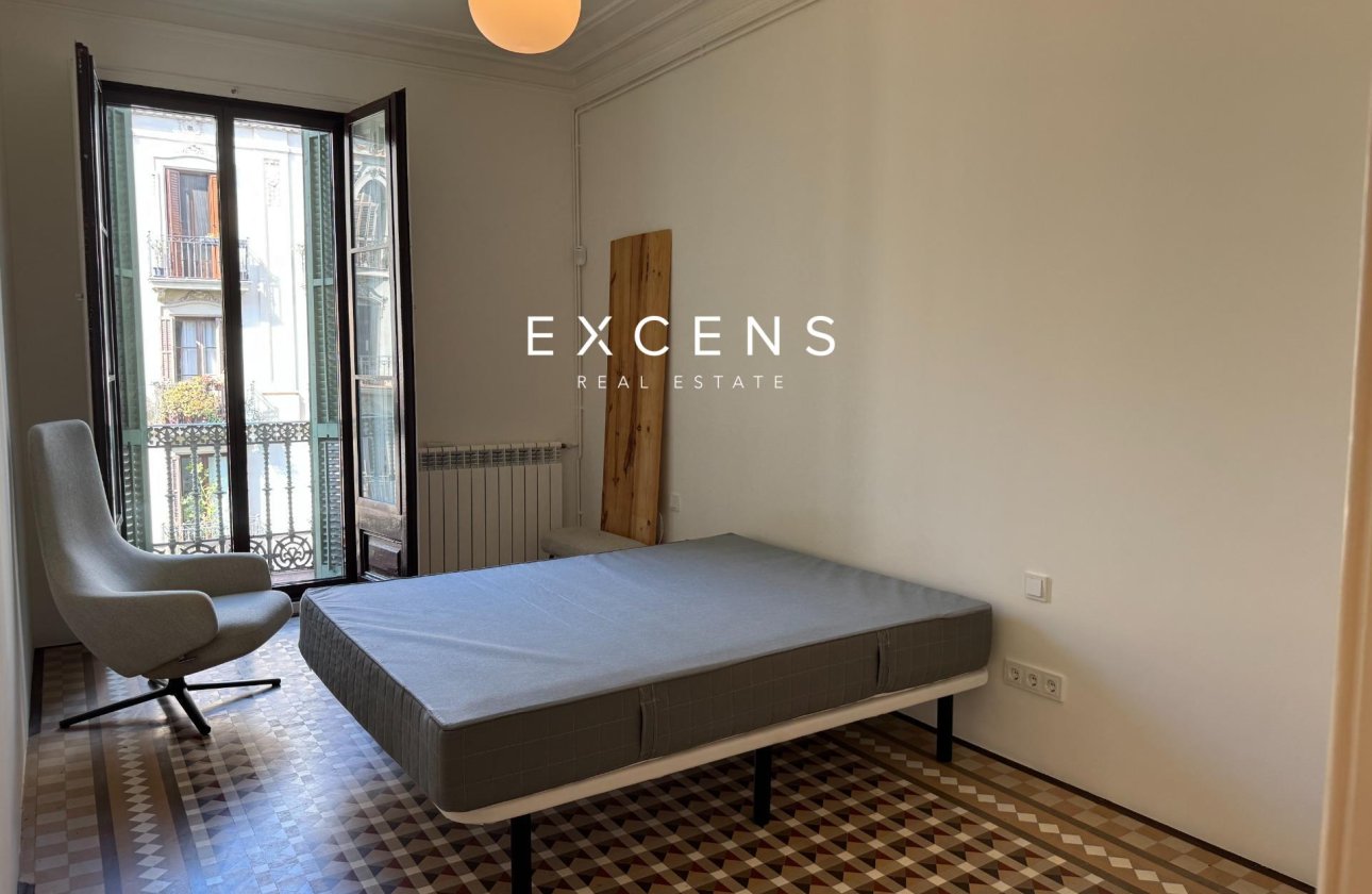 Alquiler larga estancia - Piso - Barcelona - Eixample