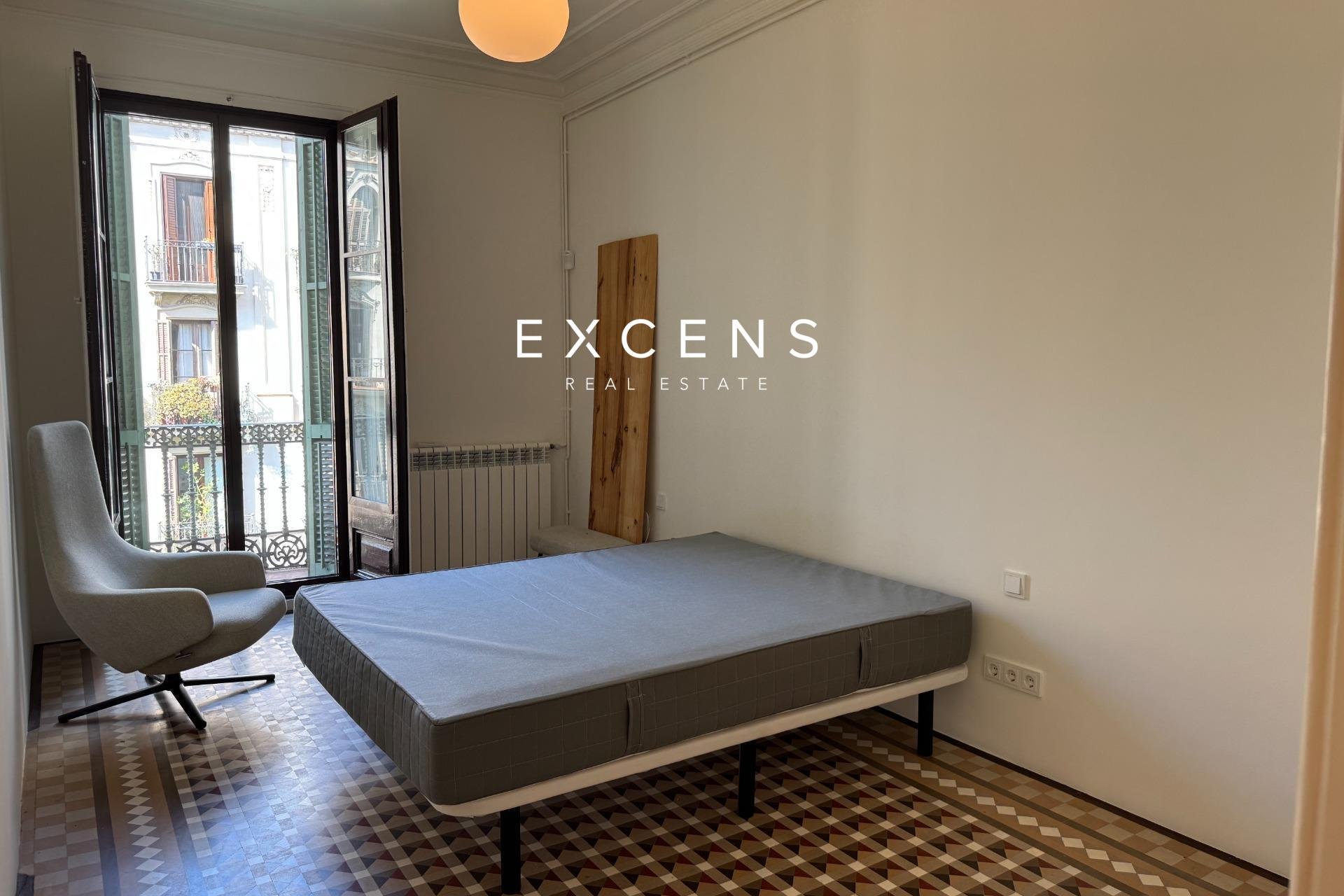 Alquiler larga estancia - Piso - Barcelona - Eixample