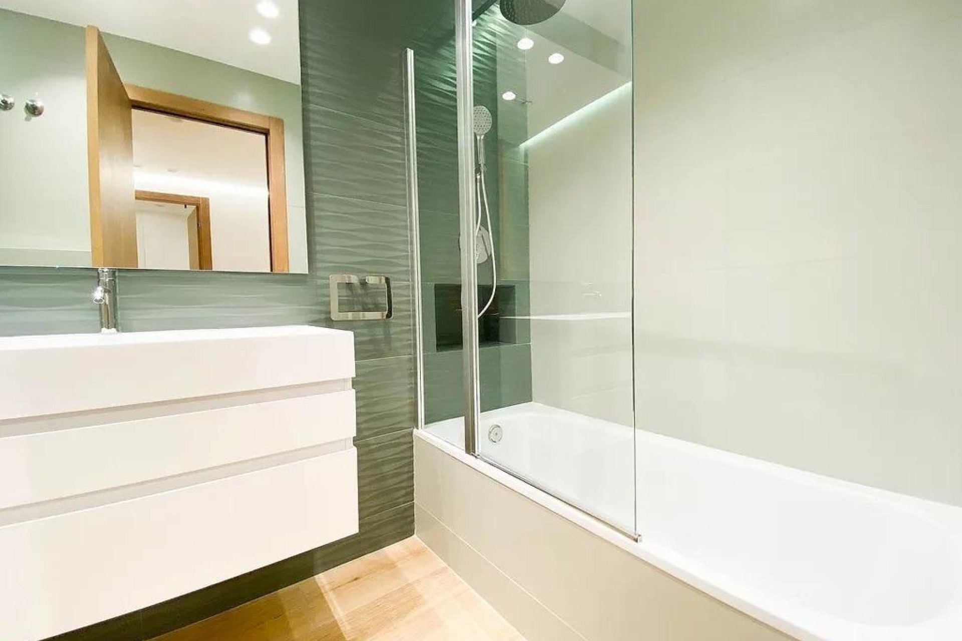 Alquiler larga estancia - Piso - Barcelona - Zona Alta