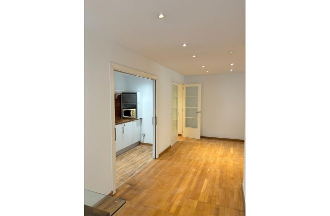 Flat - Sale - Barcelona - Les Corts