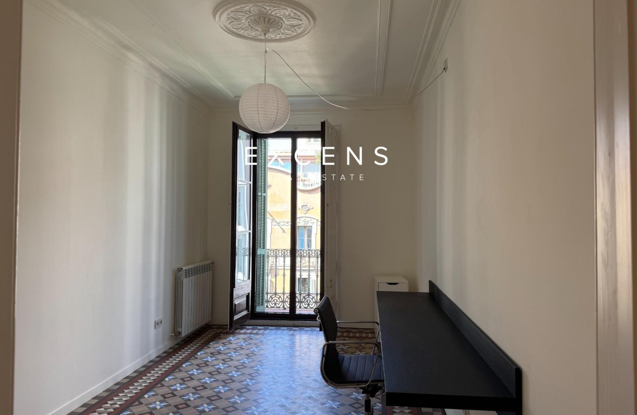 Long Term Rental - Flat - Barcelona - Eixample