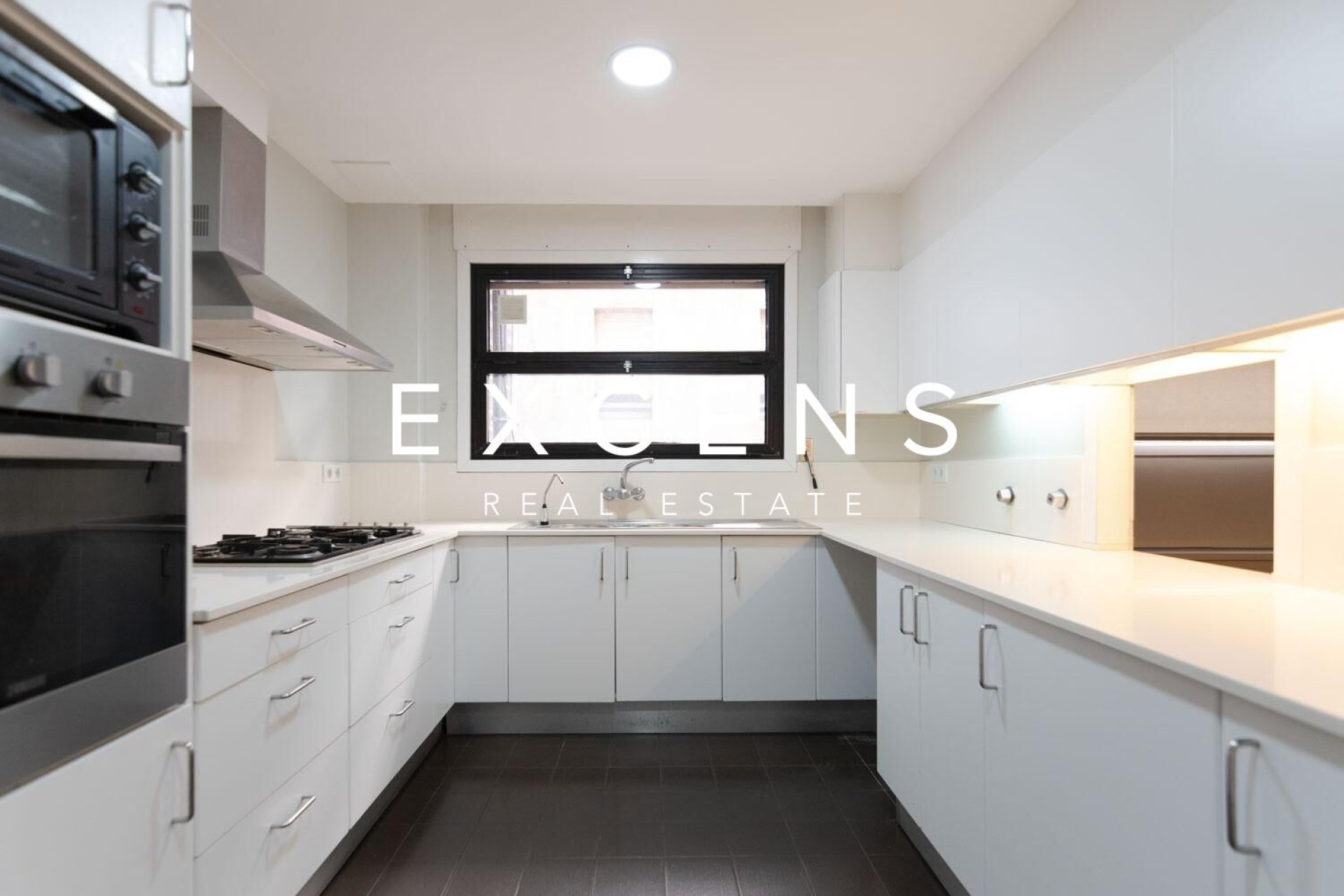 Long Term Rental - Flat - Barcelona - Les Tres Torres