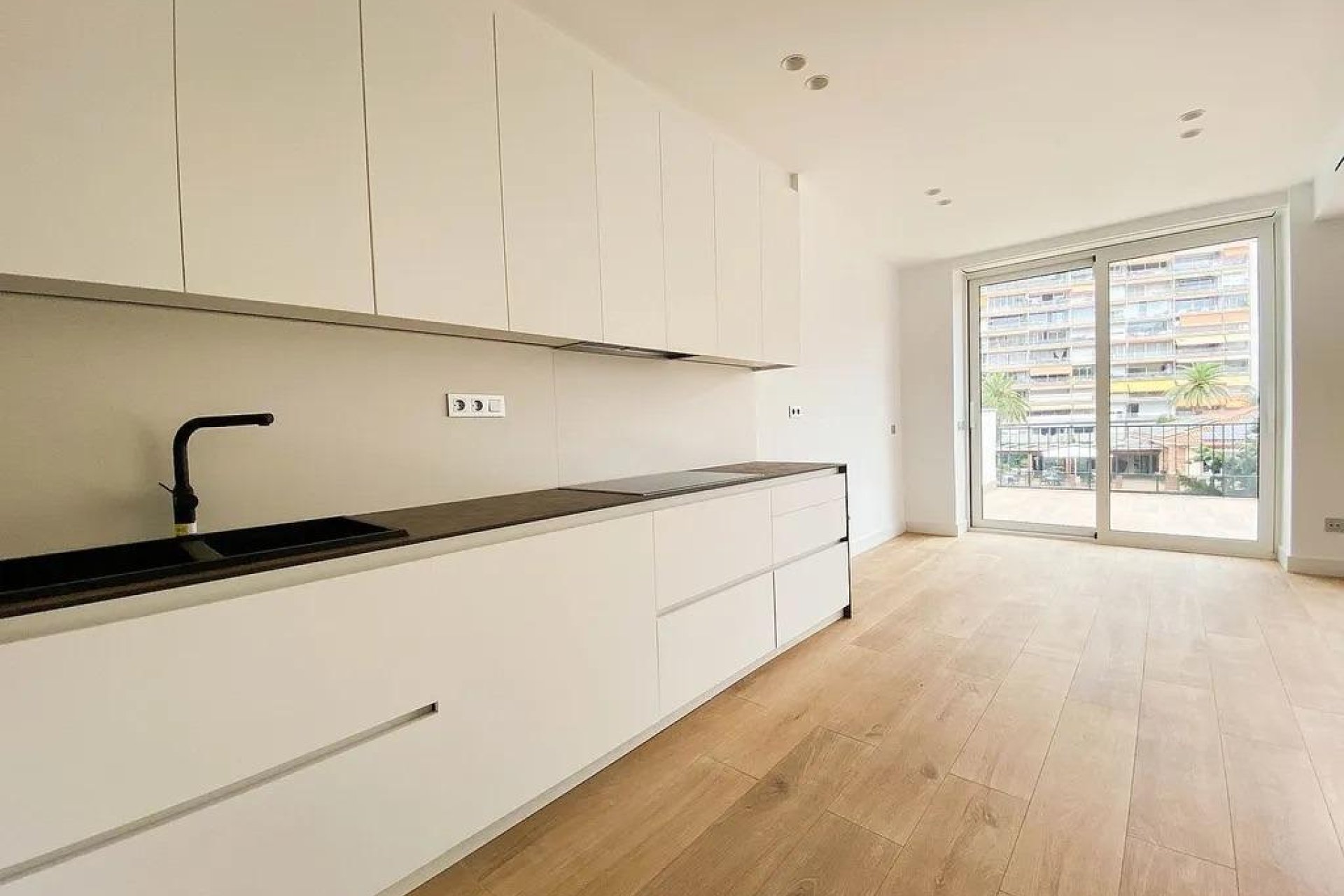 Long Term Rental - Flat - Barcelona - Upper Area