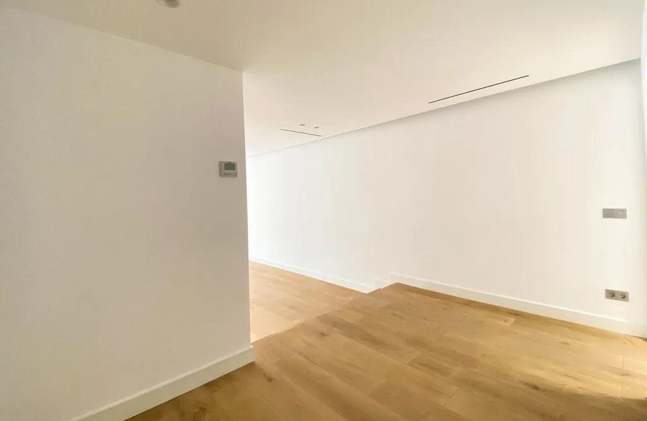 Long Term Rental - Flat - Barcelona - Upper Area
