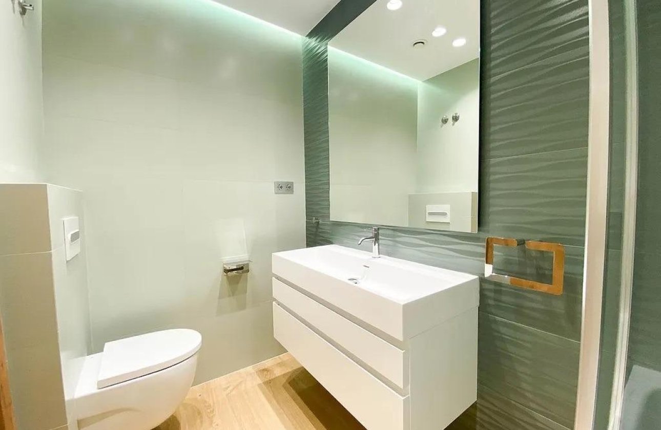 Long Term Rental - Flat - Barcelona - Upper Area