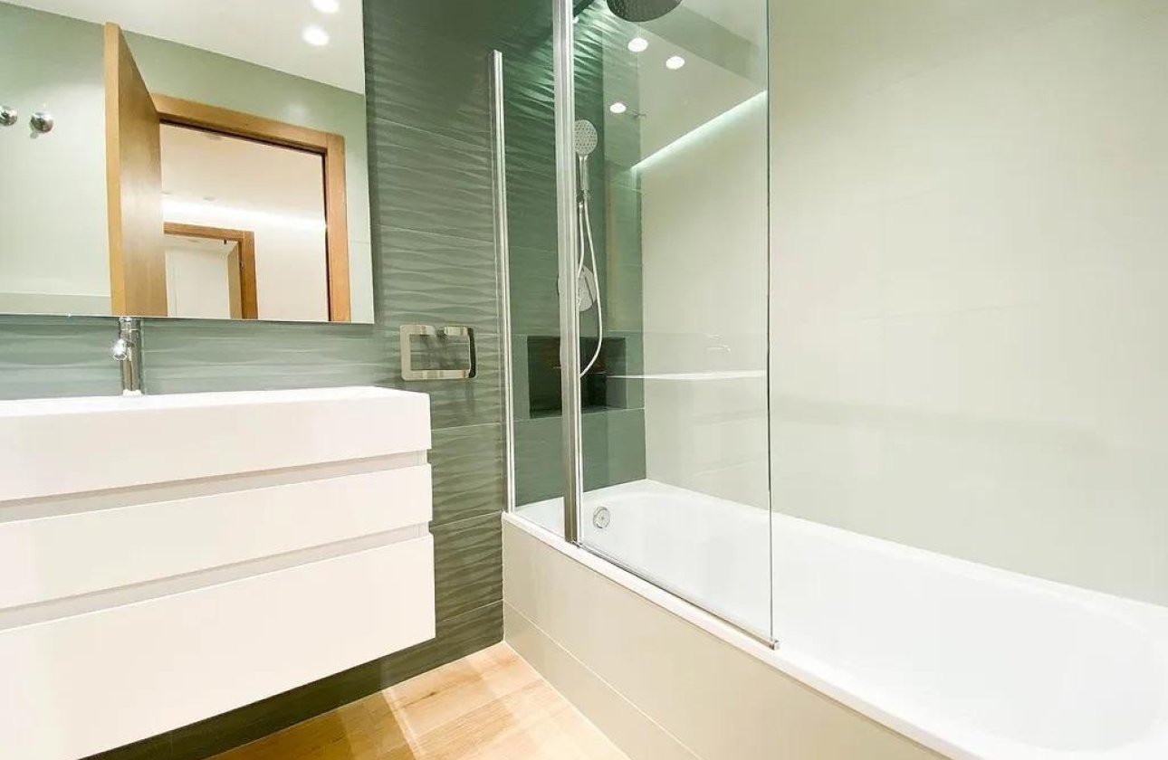 Long Term Rental - Flat - Barcelona - Upper Area