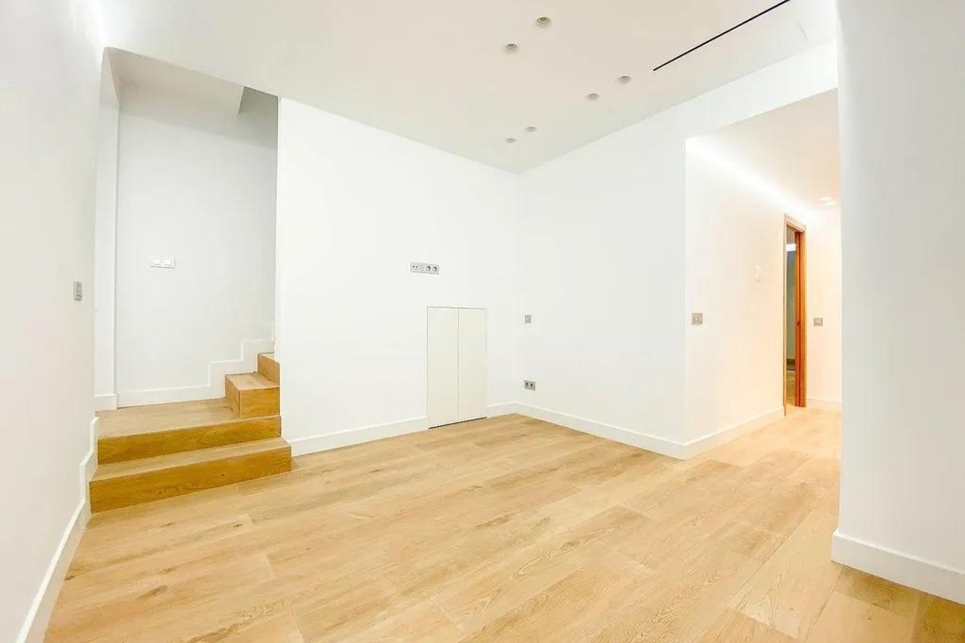 Long Term Rental - Flat - Barcelona - Upper Area