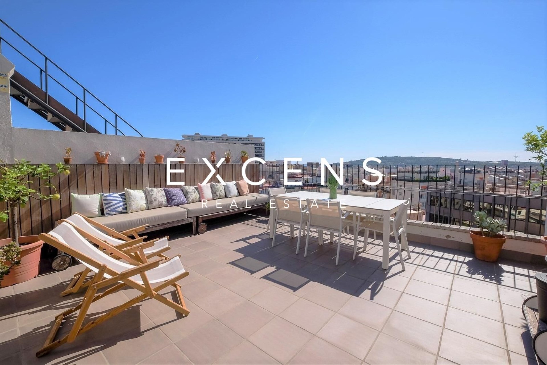 Long Term Rental - Penthouse - Barcelona - Turo Park