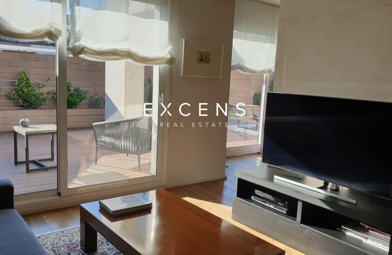 Long Term Rental - Penthouse - Barcelona - Turo Park