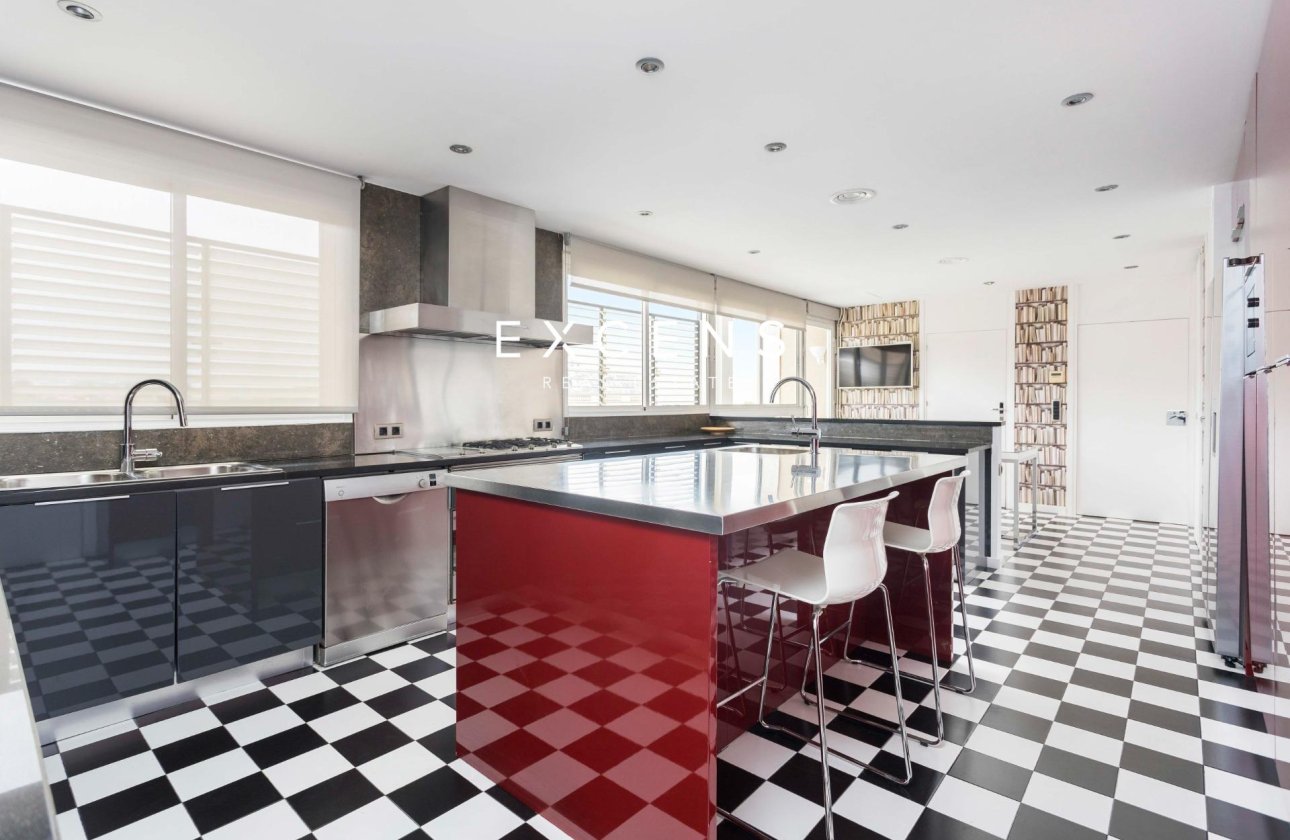 Long Term Rental - Penthouse - Barcelona - Upper Area