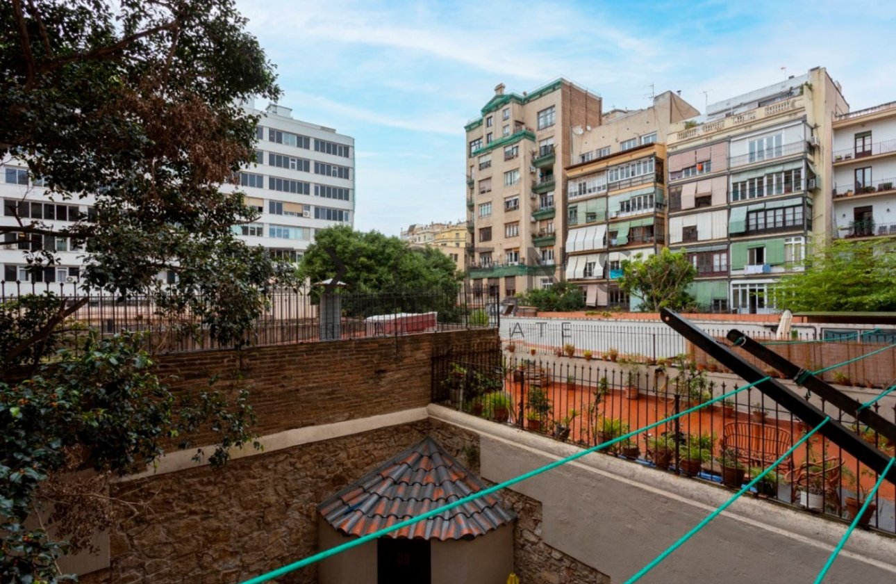 Sale - Flat - Barcelona - Eixample