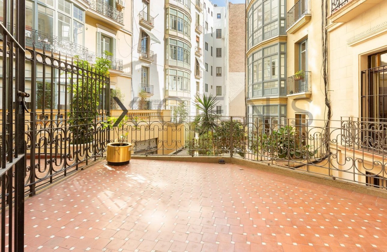 Sale - Flat - Barcelona - Eixample