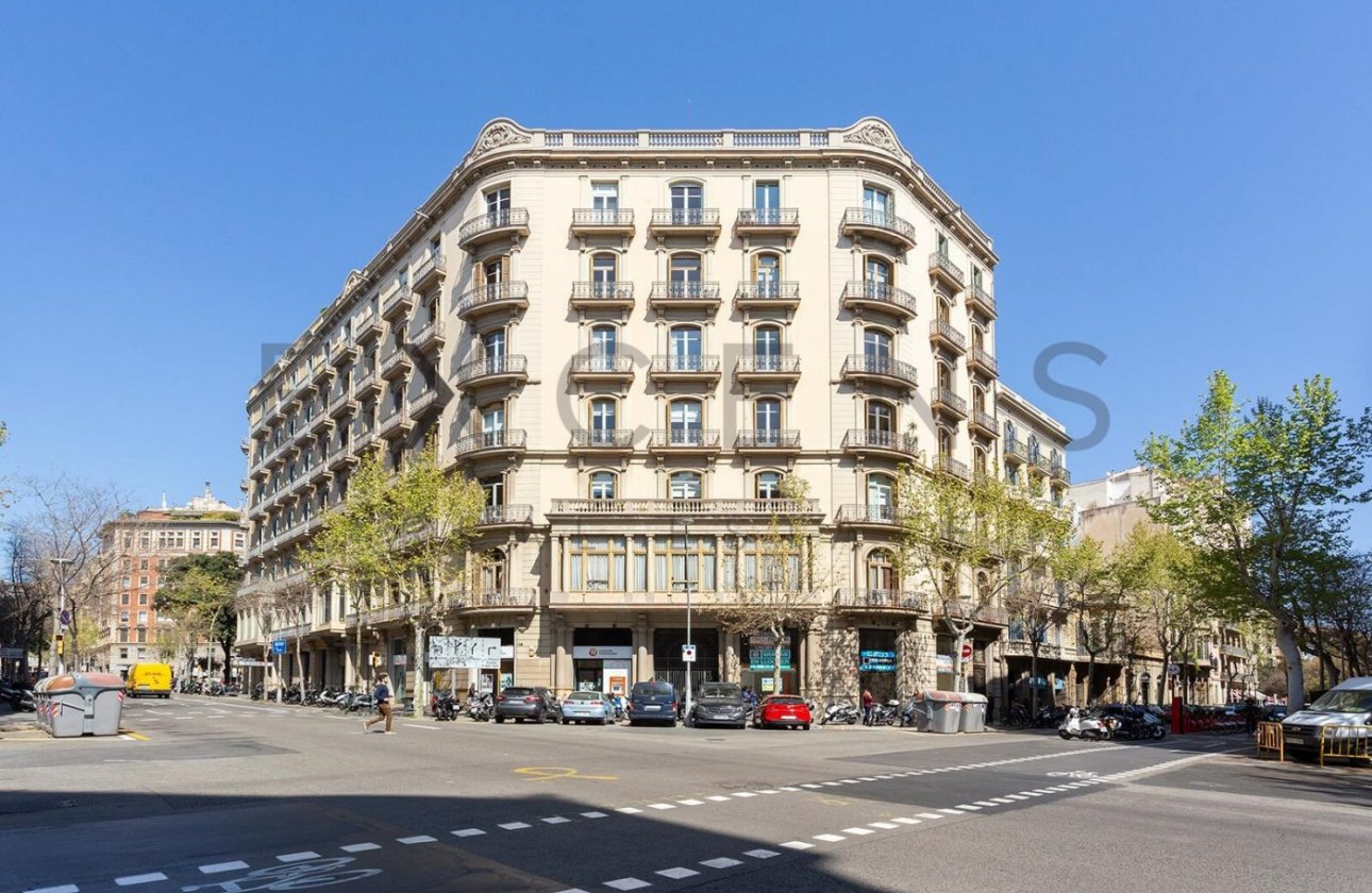 Sale - Flat - Barcelona - Eixample