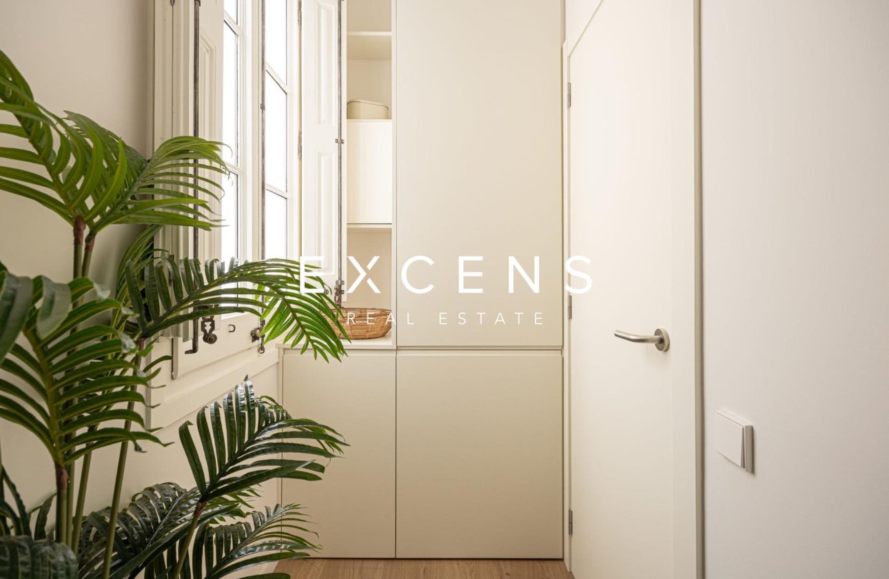 Sale - Flat - Barcelona - Eixample