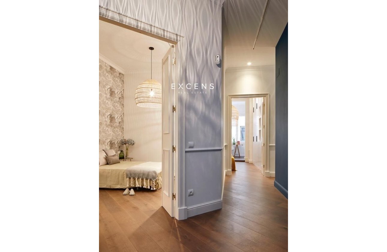 Sale - Flat - Barcelona - El Gòtic