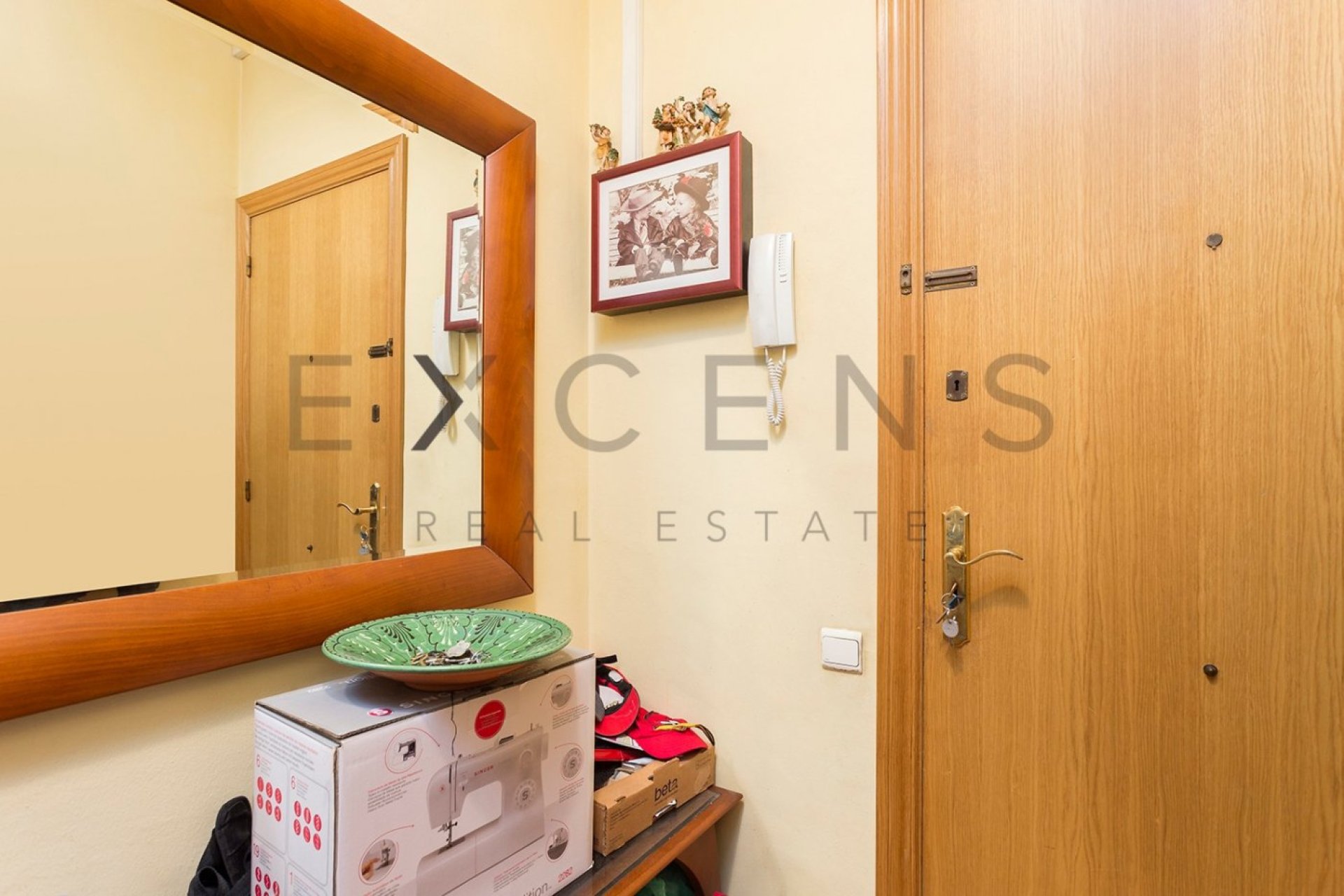 Sale - Flat - Barcelona - Les Corts
