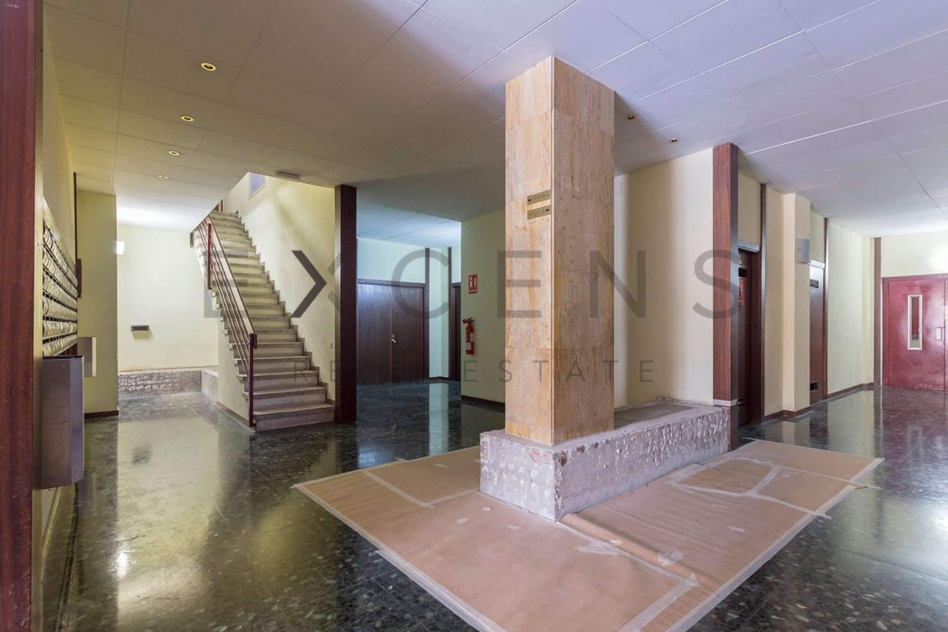 Sale - Flat - Barcelona - Les Corts
