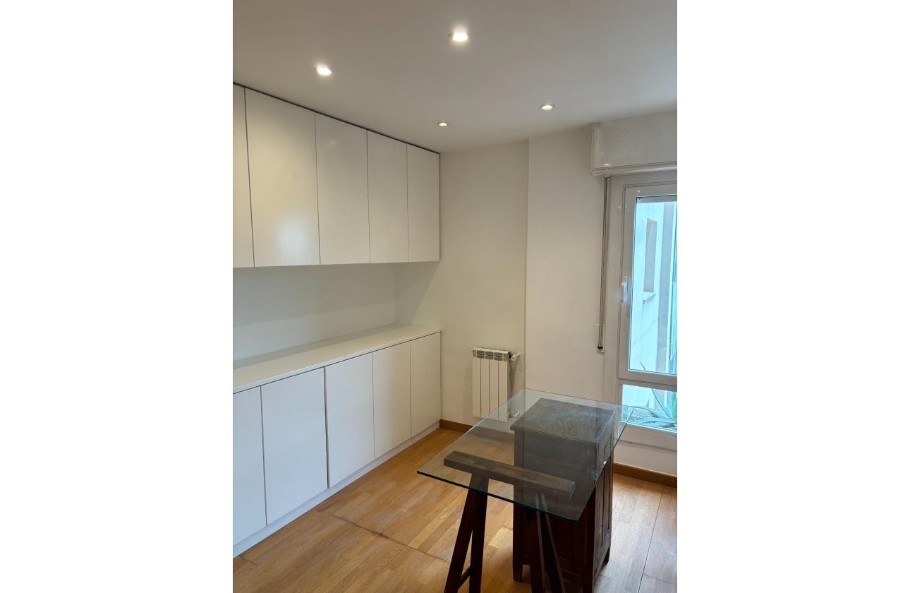 Sale - Flat - Barcelona - Les Corts