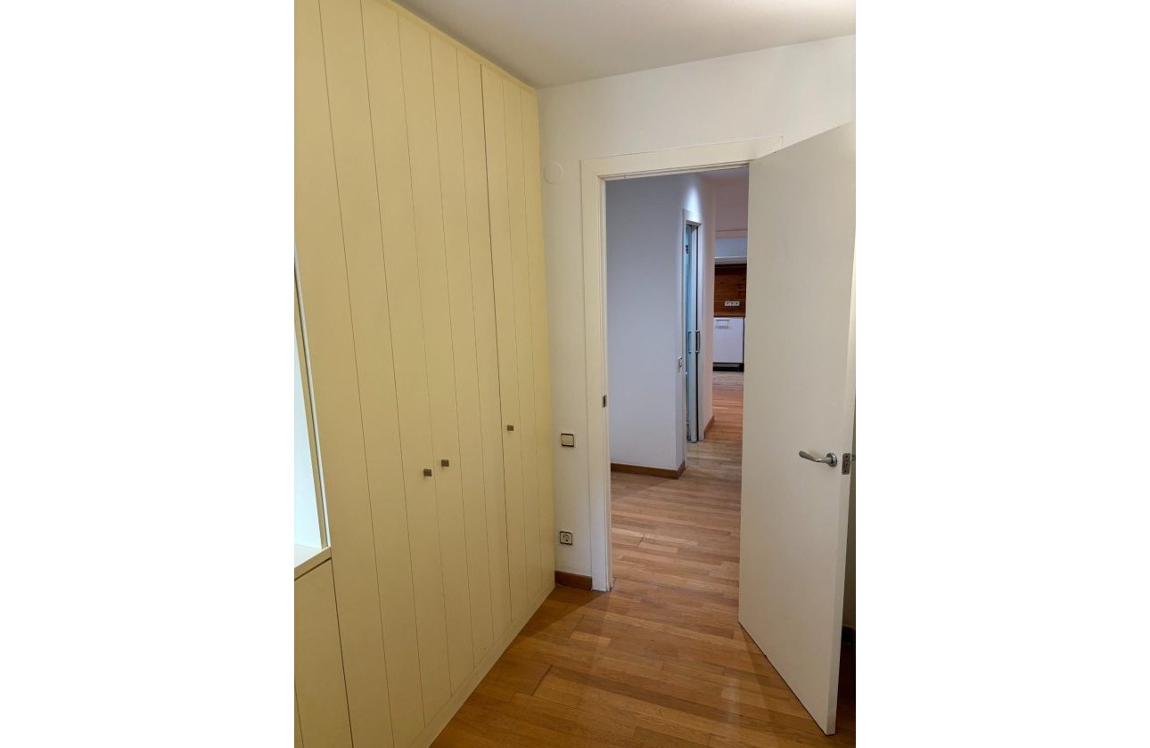 Sale - Flat - Barcelona - Les Corts