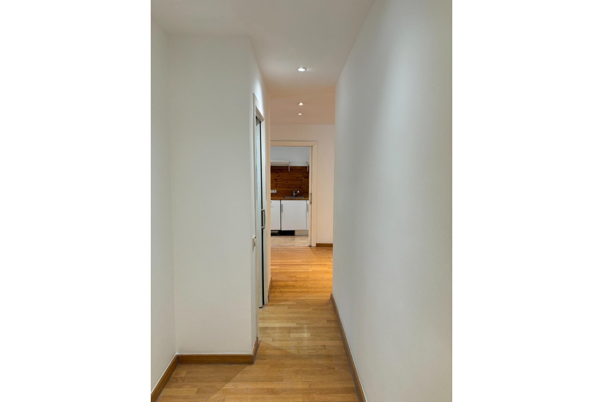 Sale - Flat - Barcelona - Les Corts