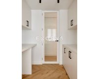 Sale - Flat - Barcelona - Les Tres Torres