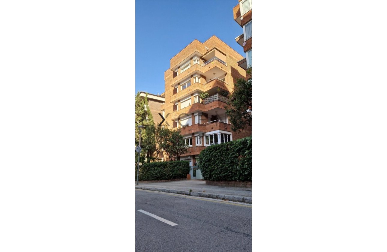 Sale - Flat - Barcelona - Les Tres Torres