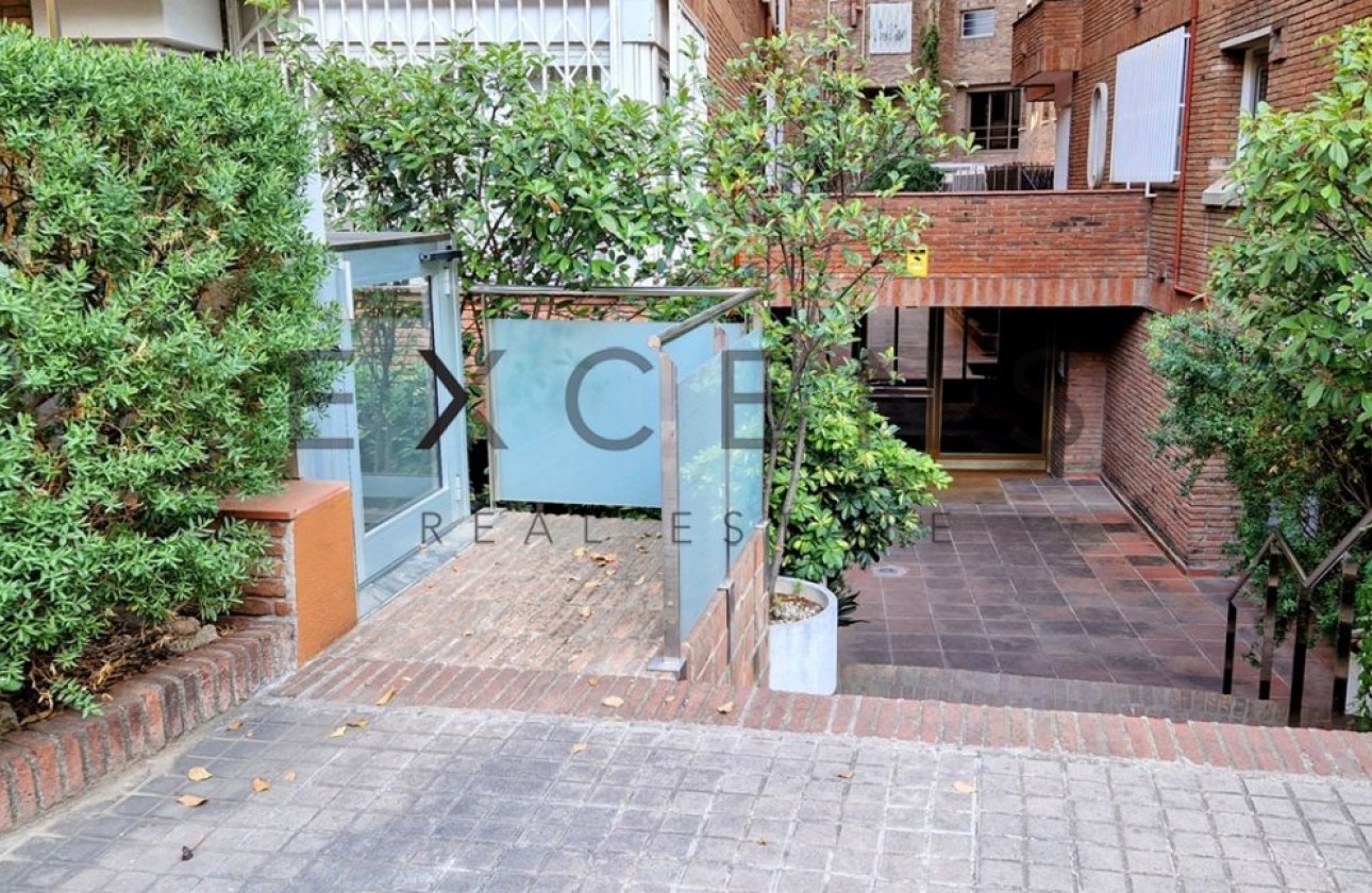 Sale - Flat - Barcelona - Les Tres Torres