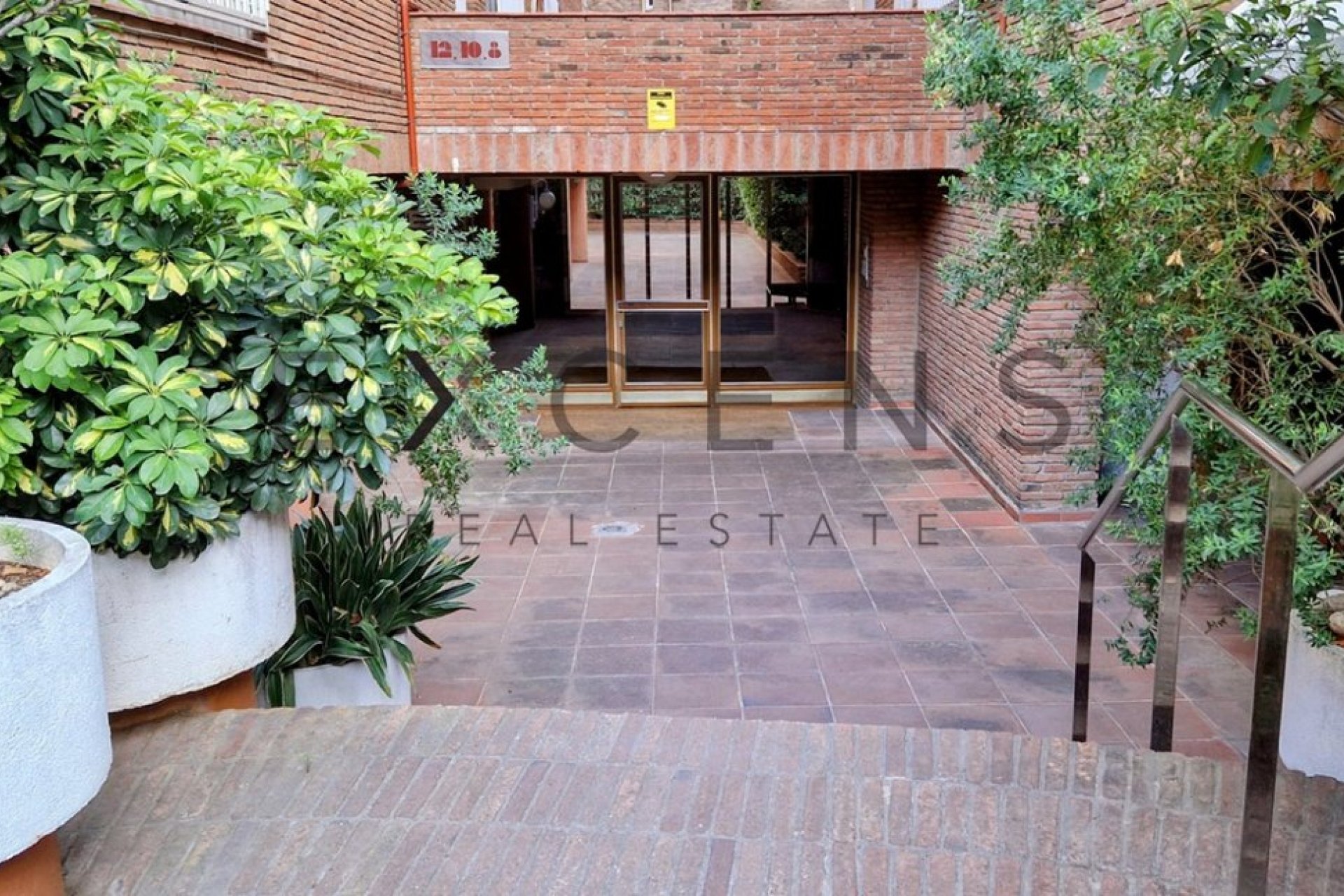 Sale - Flat - Barcelona - Les Tres Torres