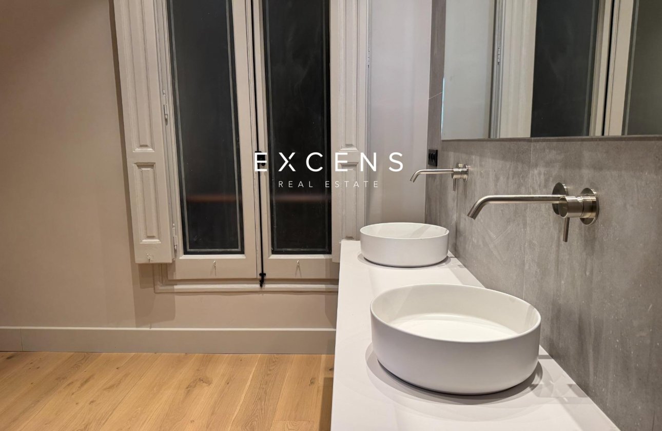 Sale - Flat - Barcelona - Upper Area