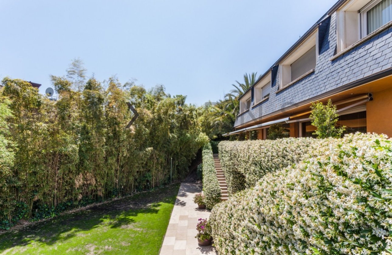 Sale - House / Villa - Barcelona - Upper Area