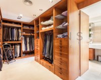 Sale - House / Villa - Barcelona - Upper Area