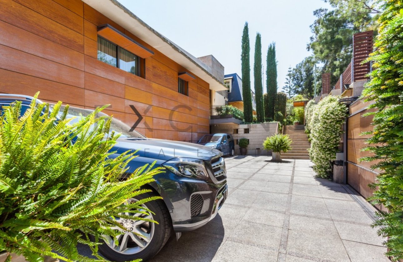 Sale - House / Villa - Barcelona - Upper Area