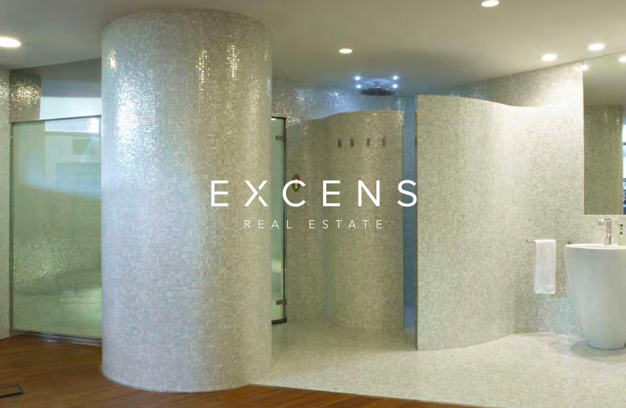 Sale - House / Villa - Barcelona - Upper Area