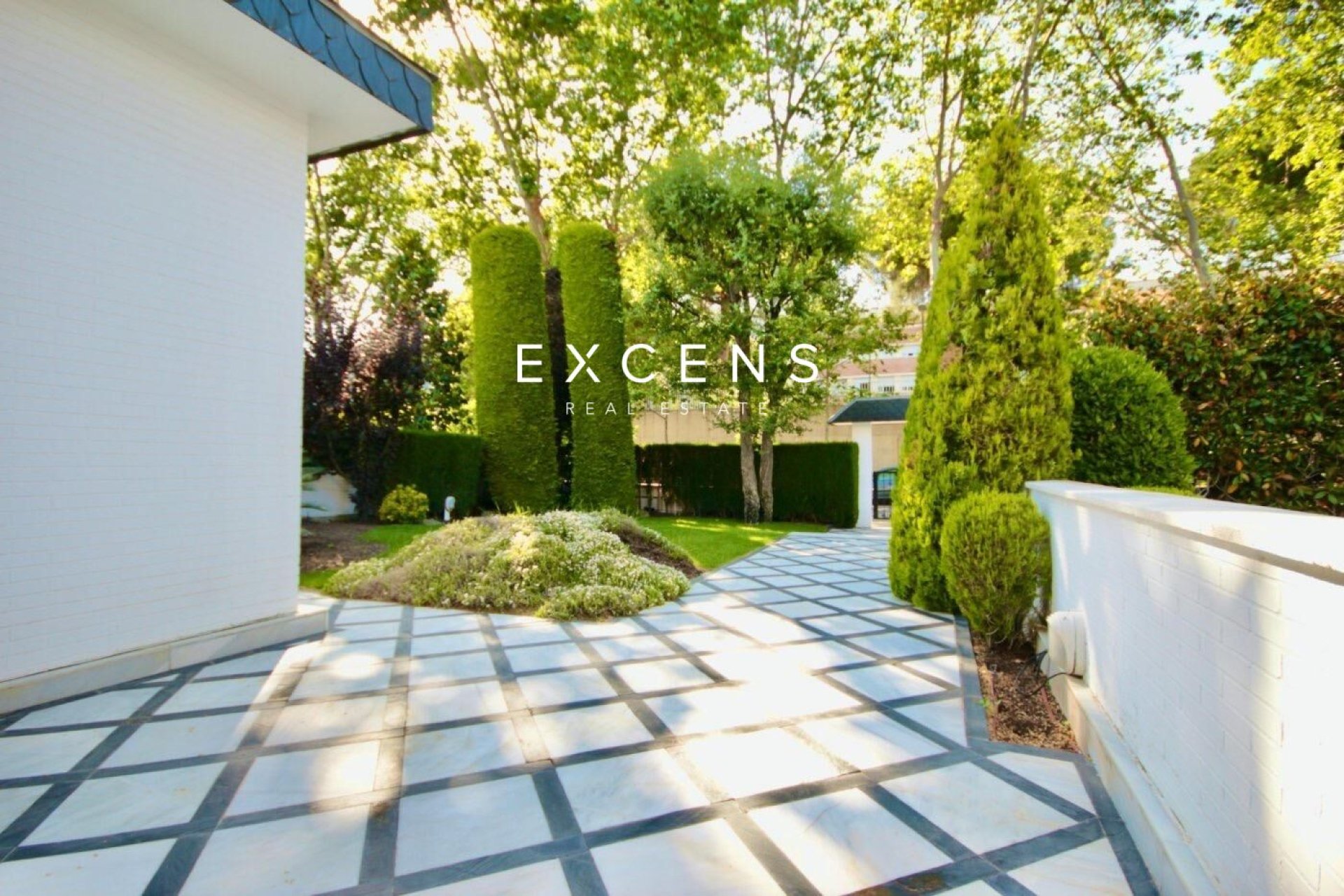 Sale - House / Villa - Barcelona - Upper Area