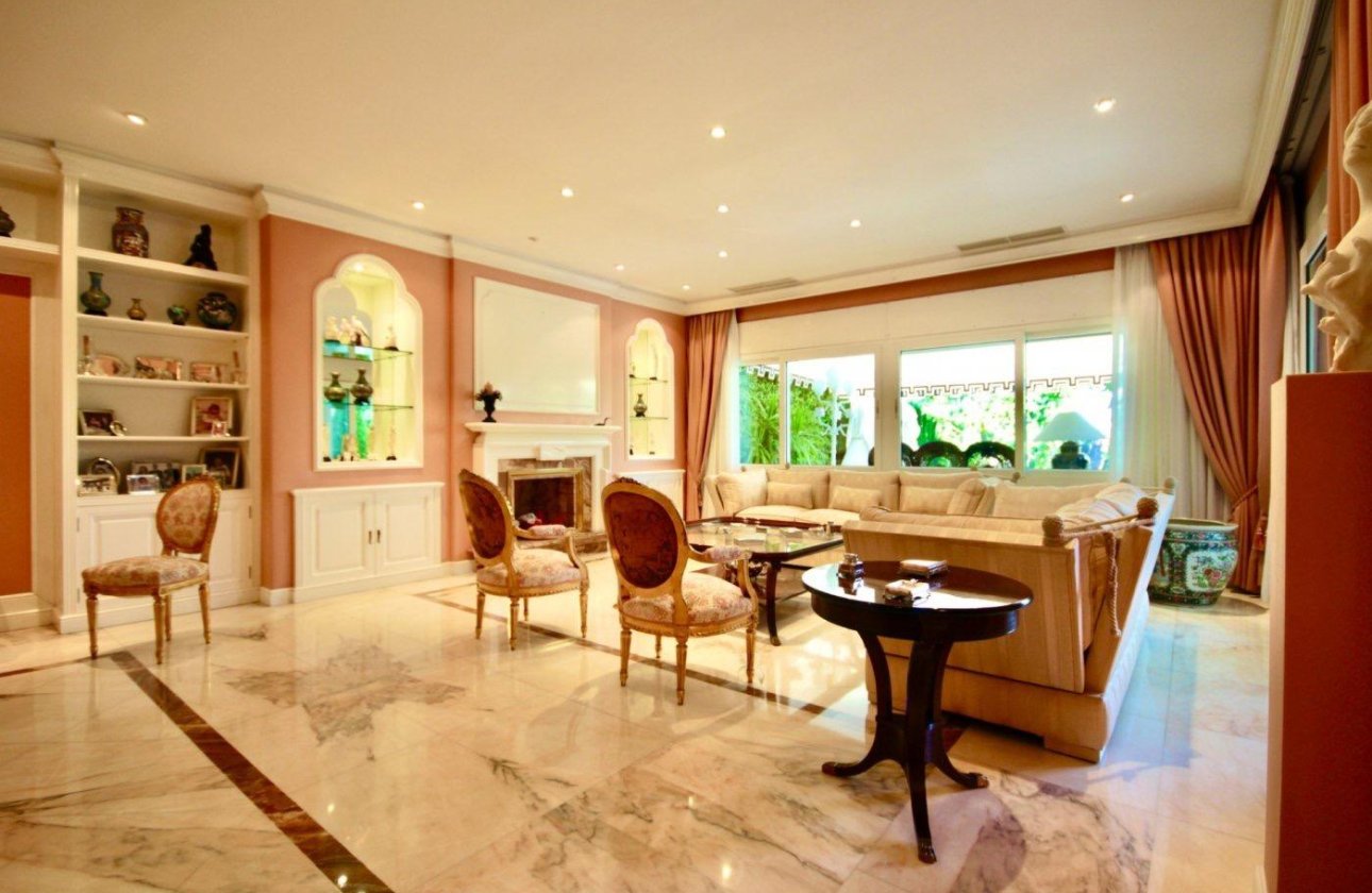 Sale - House / Villa - Barcelona - Upper Area