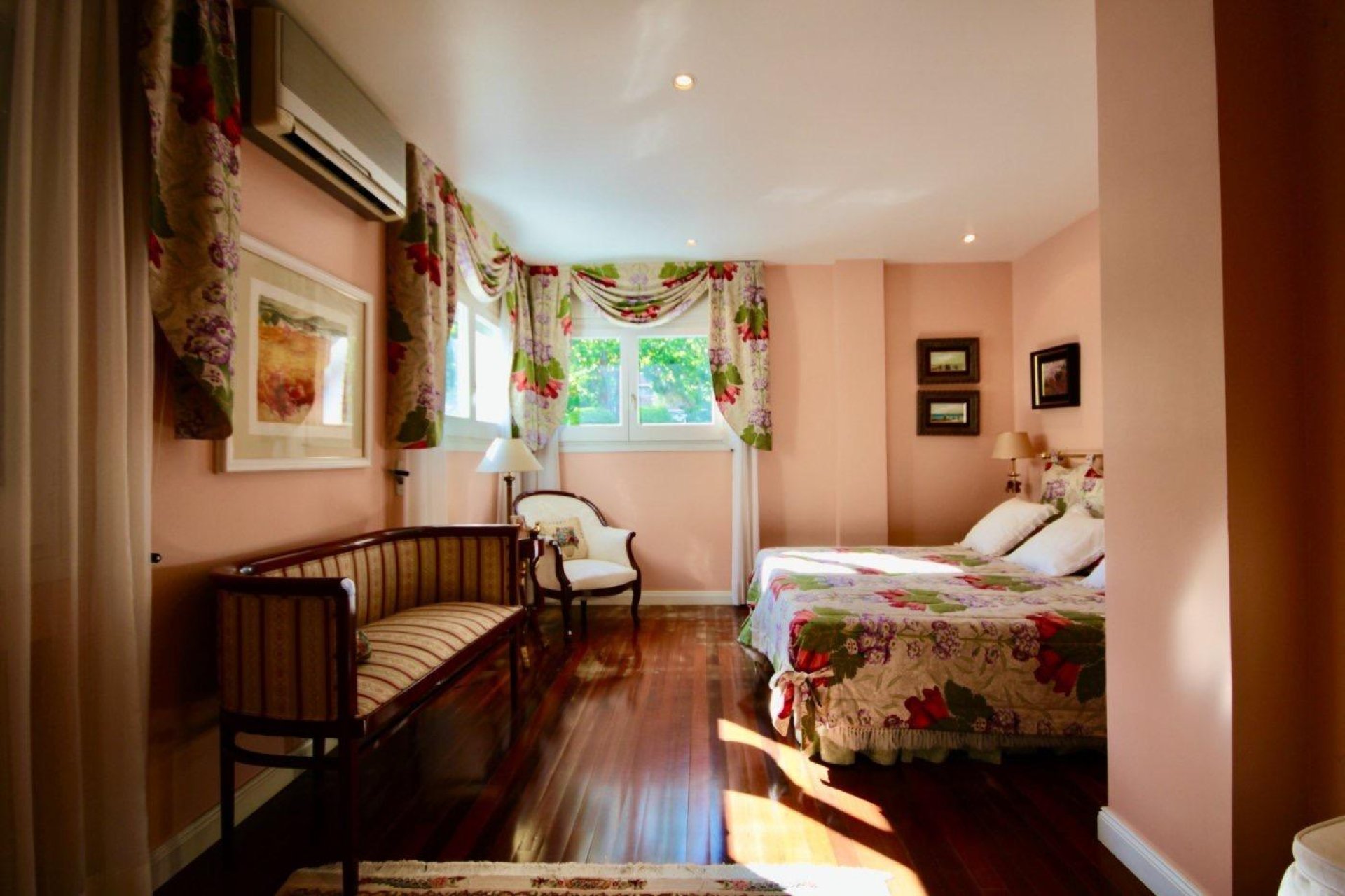 Sale - House / Villa - Barcelona - Upper Area