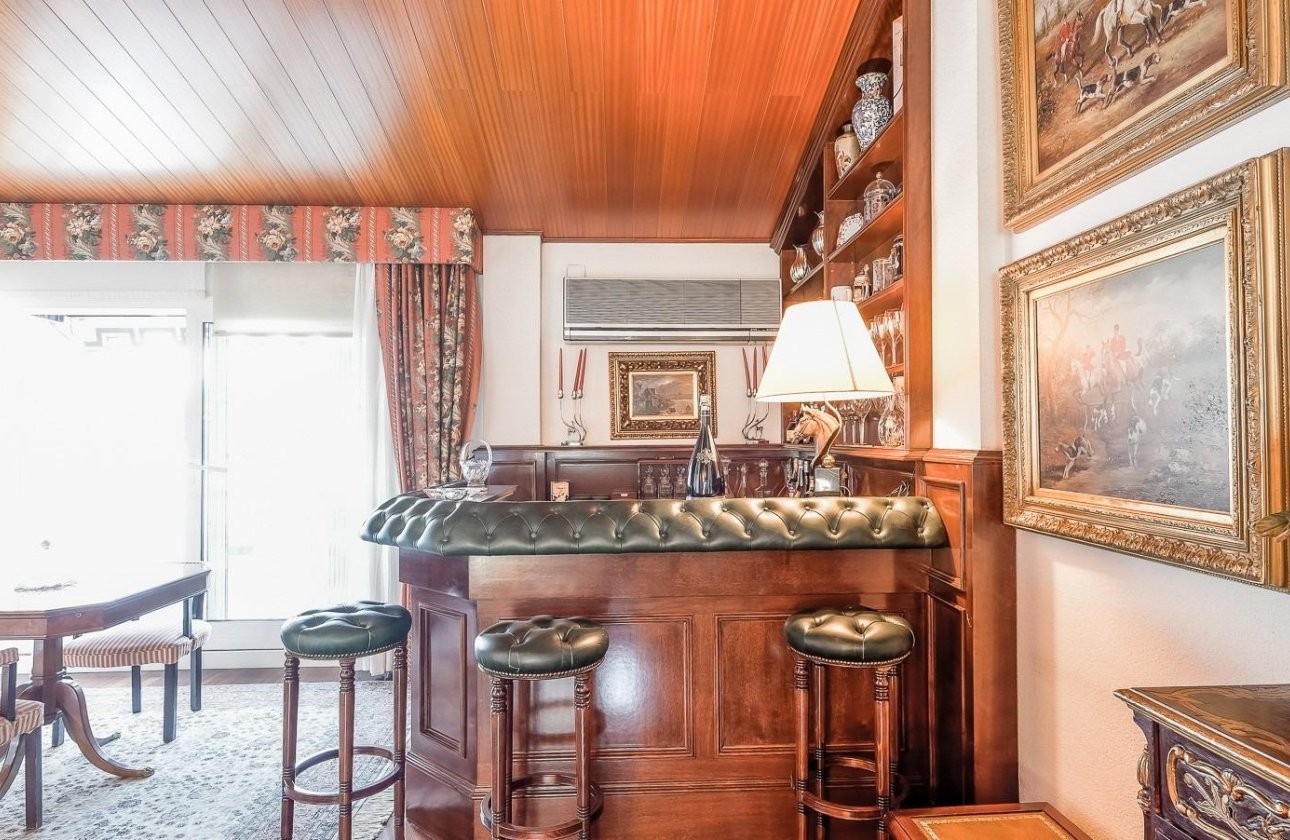 Sale - House / Villa - Barcelona - Upper Area