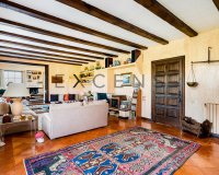 Sale - House / Villa - Empordà