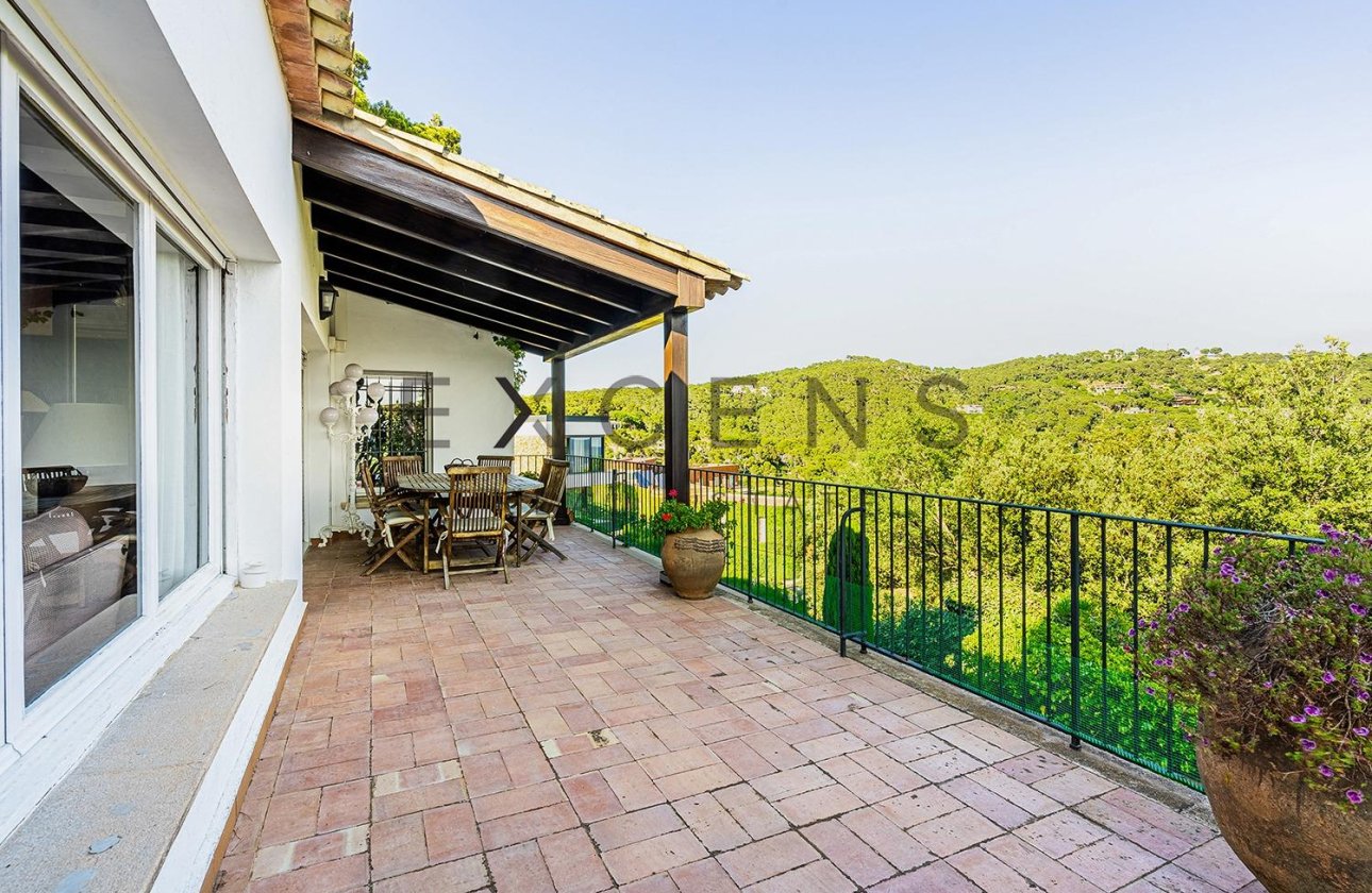 Sale - House / Villa - Empordà