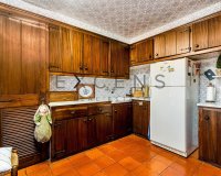 Sale - House / Villa - Empordà