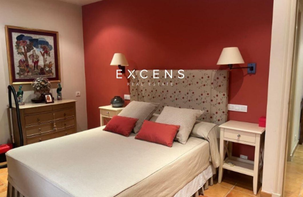 Sale - House / Villa - Empordà