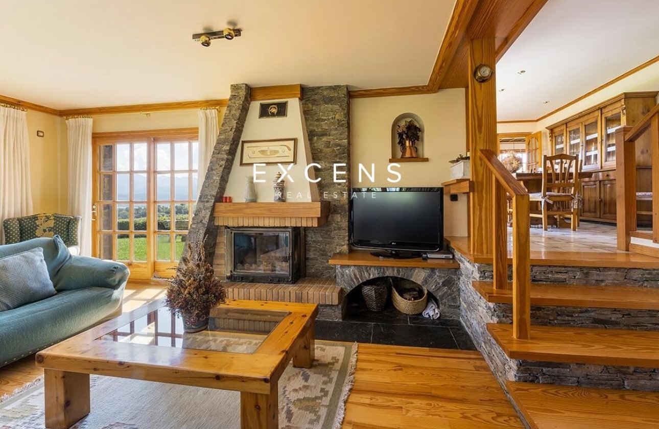 Sale - House / Villa - Ger - Cerdanya