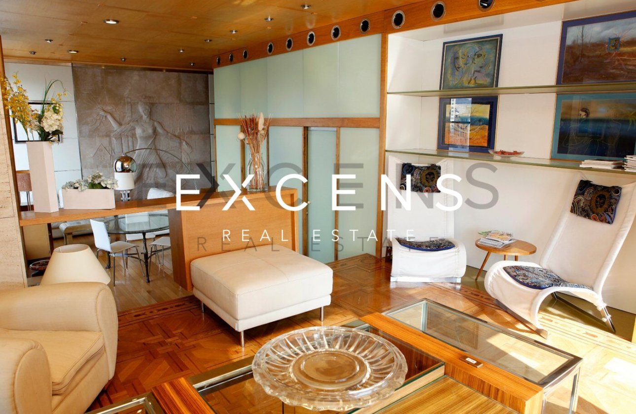 Sale - Penthouse - Barcelona - Eixample