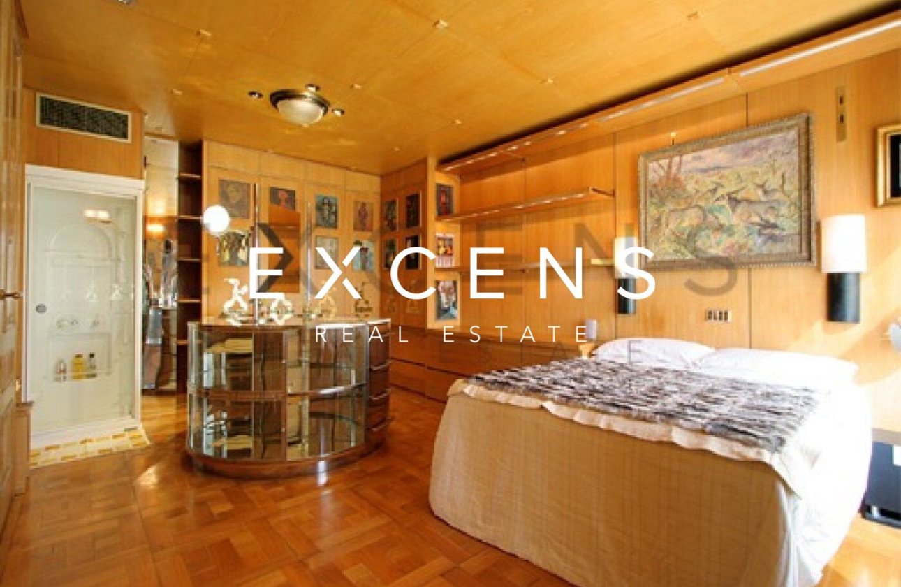 Sale - Penthouse - Barcelona - Eixample