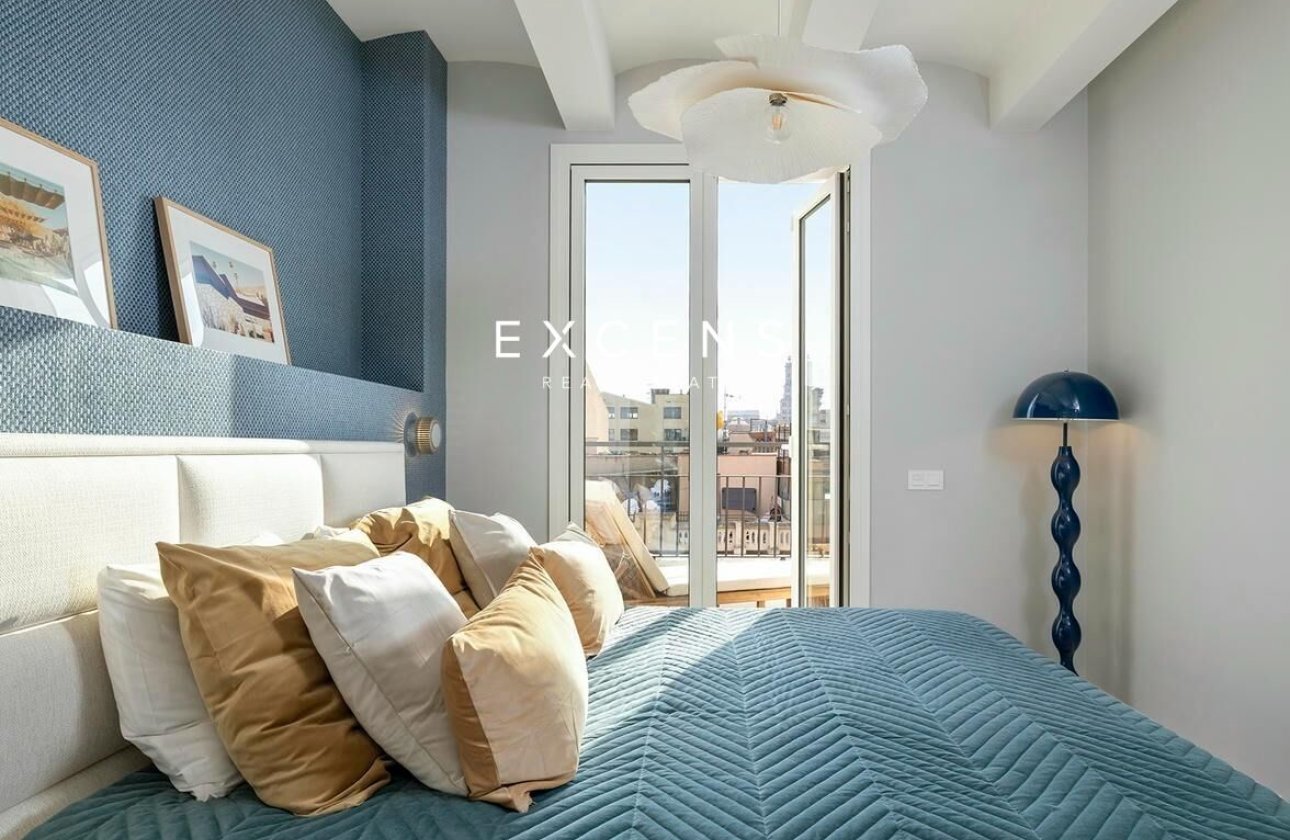 Sale - Penthouse - Barcelona - Eixample