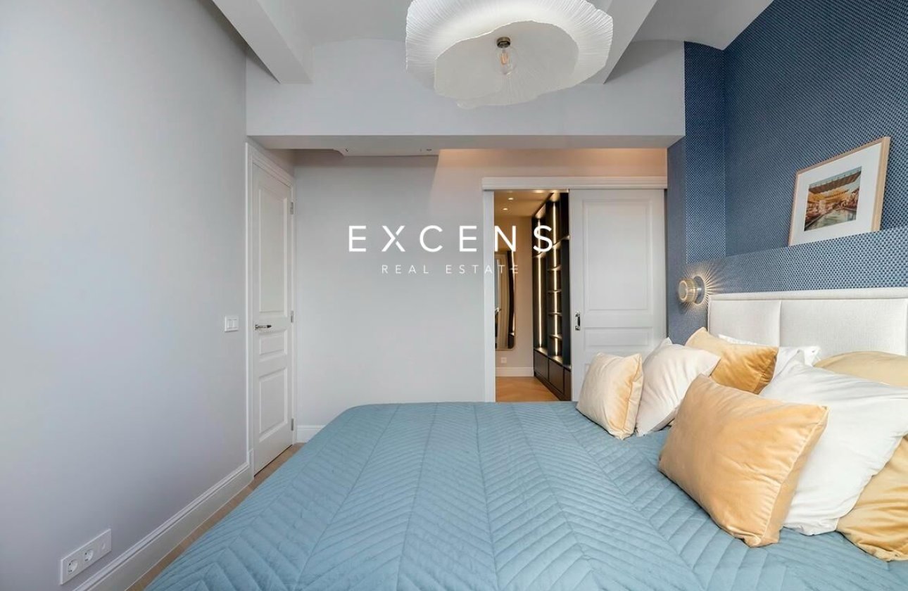 Sale - Penthouse - Barcelona - Eixample