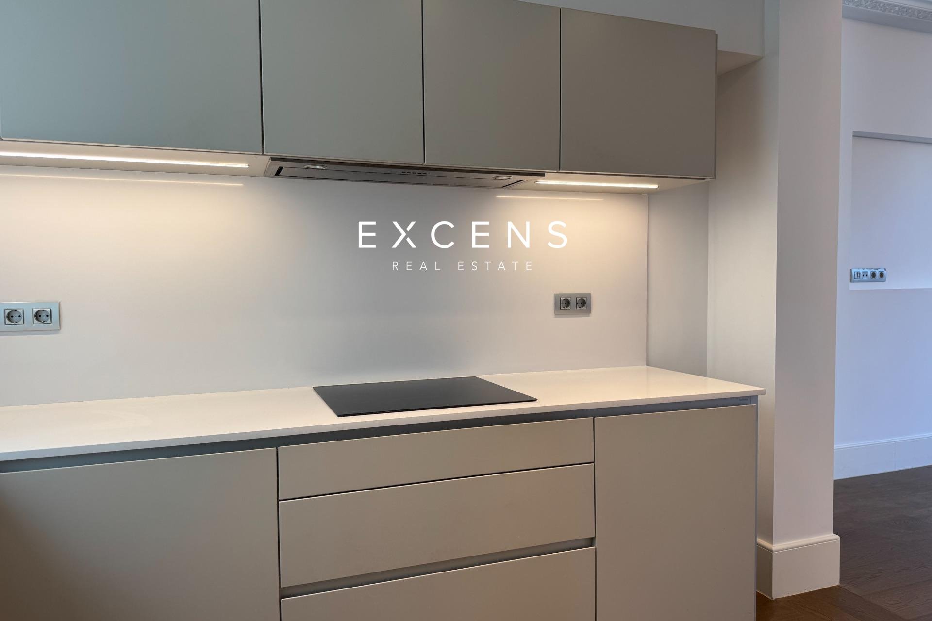 Sale - Penthouse - Barcelona - Eixample