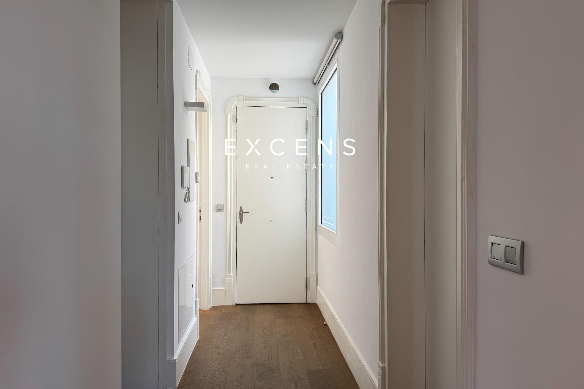 Sale - Penthouse - Barcelona - Eixample